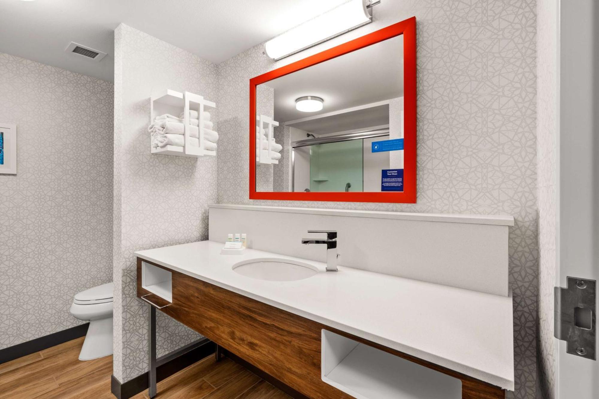 Hampton Inn & Suites Фербанкс Екстер'єр фото